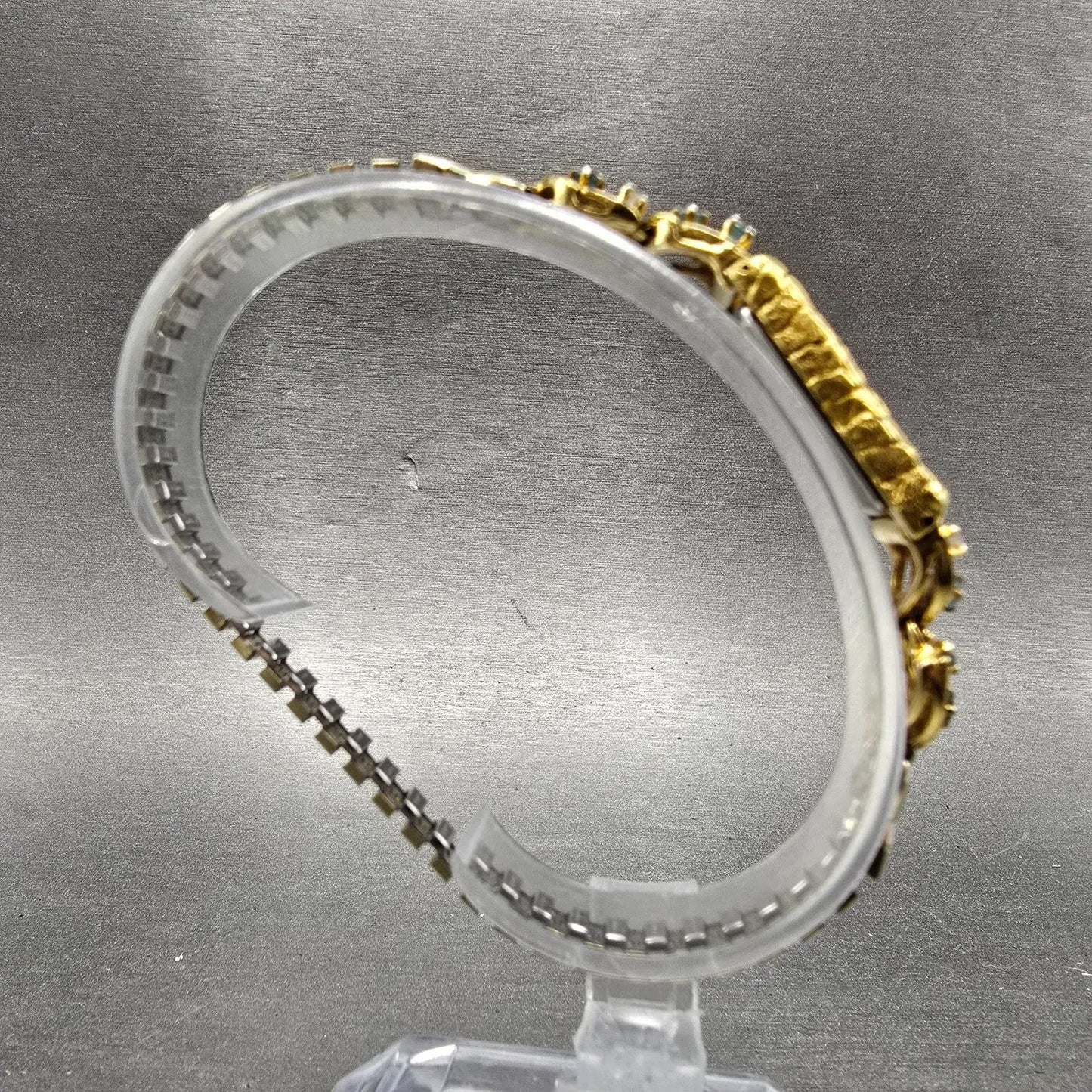 Seiko Tank Watch Women 14mm Champagne Dial Gold Nugget 2E20-6429 New Battery8