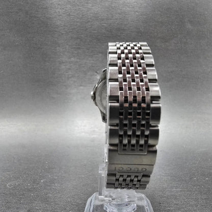 Gucci Watch Women Silver Dial Stainless Steel Date Round 126.5 New Battery8