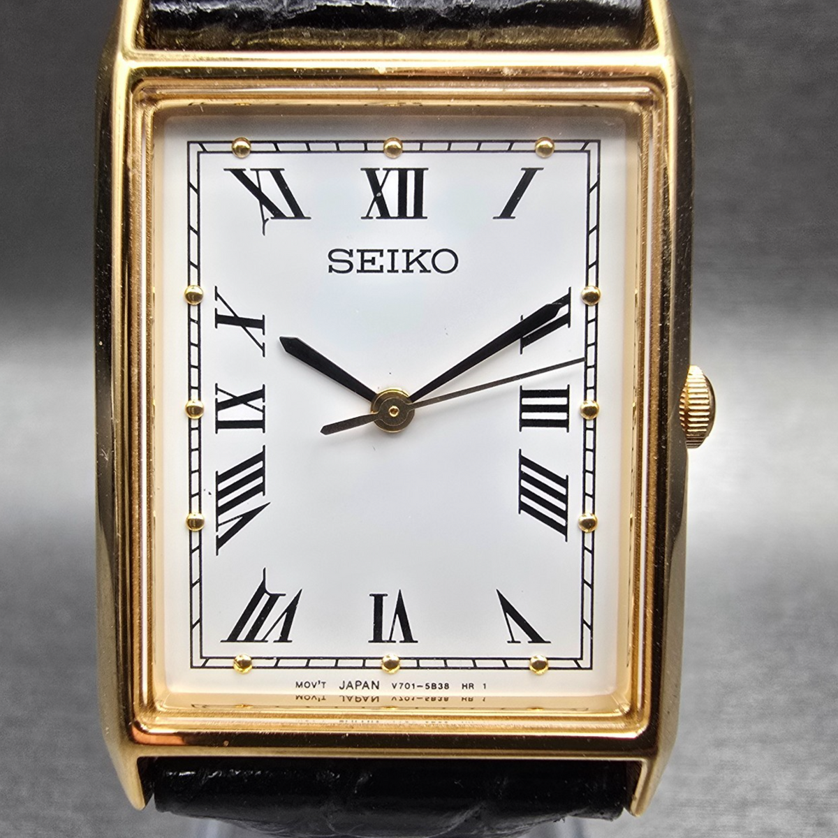 Seiko Tank Watch Men 24mm White Dial Gold Tone Rectangle V701-5E10 New Battery1