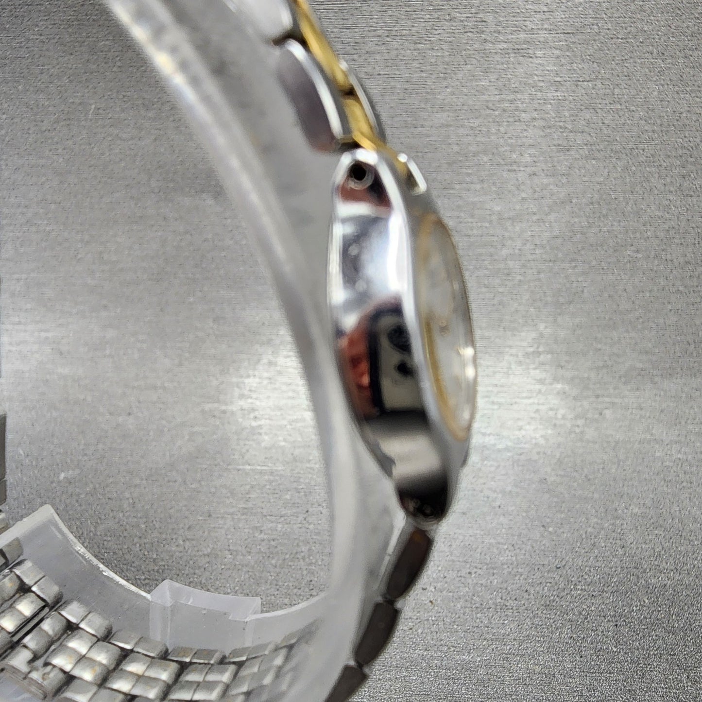 Seiko Watch Women 17mm Silver Dial Two Tone Oval 1F205B29 New Battery3