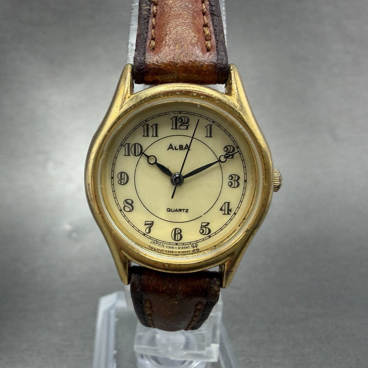 Seiko Alba Watch Women 25mm Cream Dail Gold Tone Round V306-6130 New Battery0
