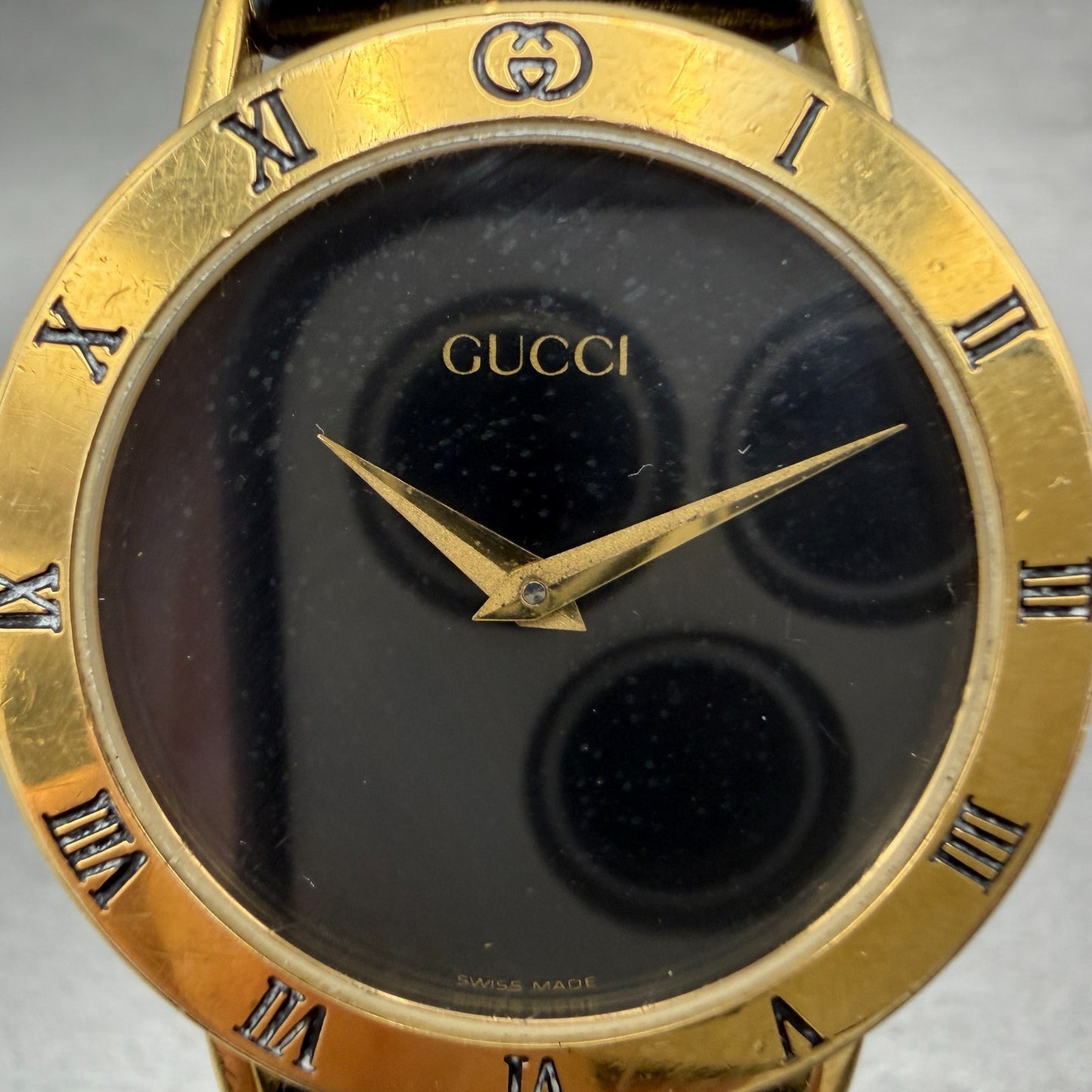 Gucci 3000M Watch Men 33mm Black Dial Gold Plated Round Leather New Battery1