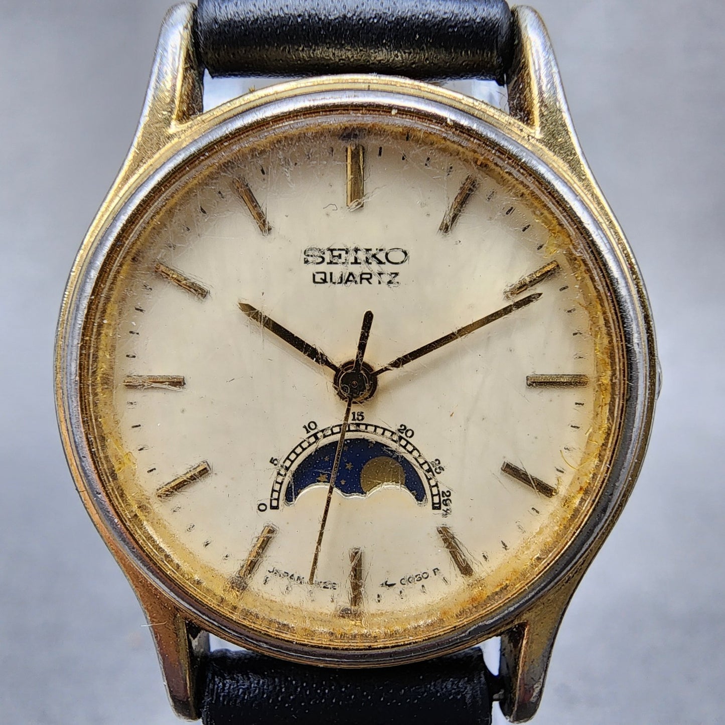 Seiko Moonphase Watch Women 25mm Champagne Dial Gold Tone 4K220040 New Battery1