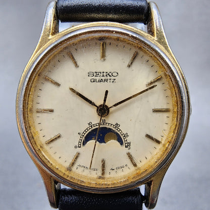 Seiko Moonphase Watch Women 25mm Champagne Dial Gold Tone 4K220040 New Battery1