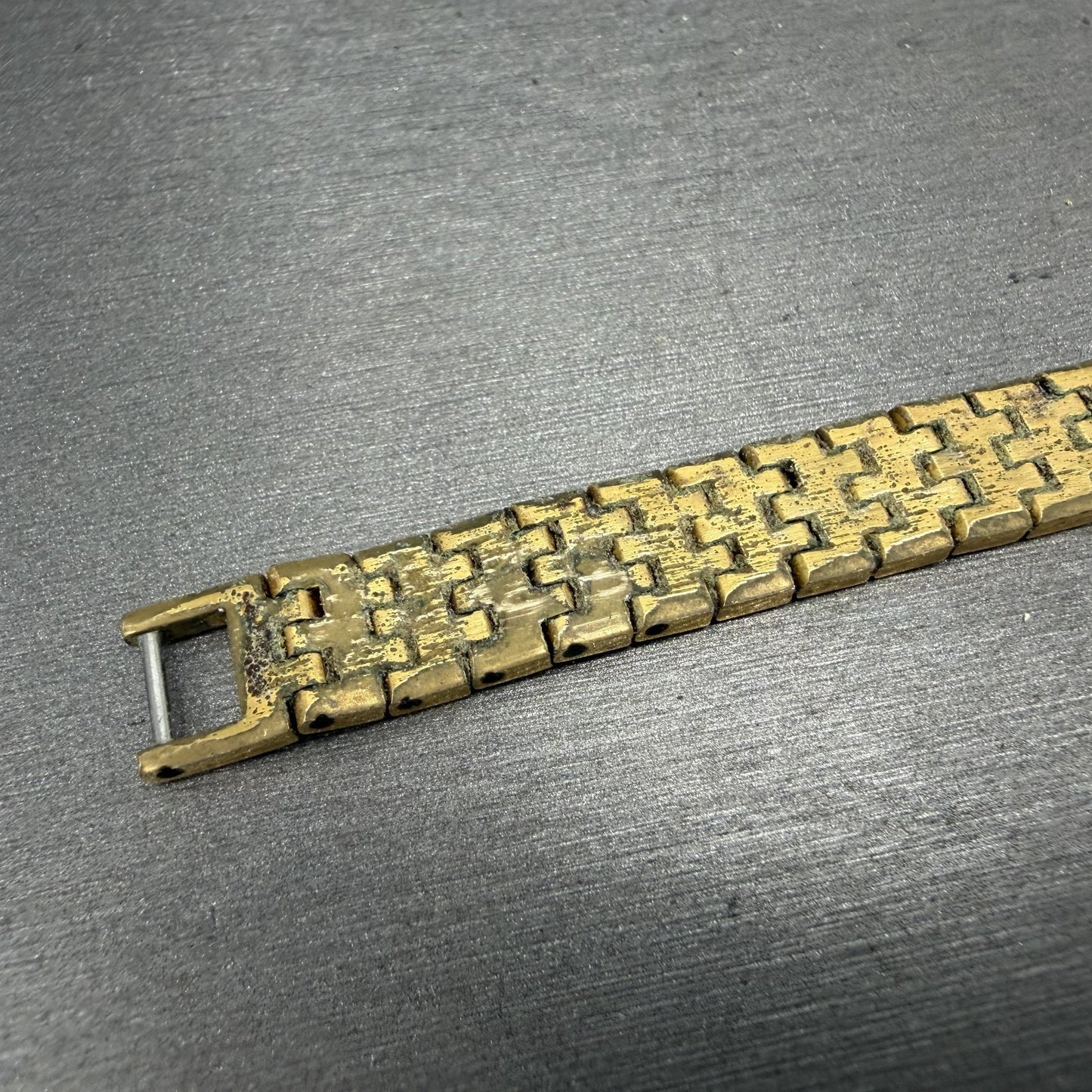 Seiko Watch Women 19mm Black Dial Gold Tone Round Vintage 1N00-0B29 New Battery11