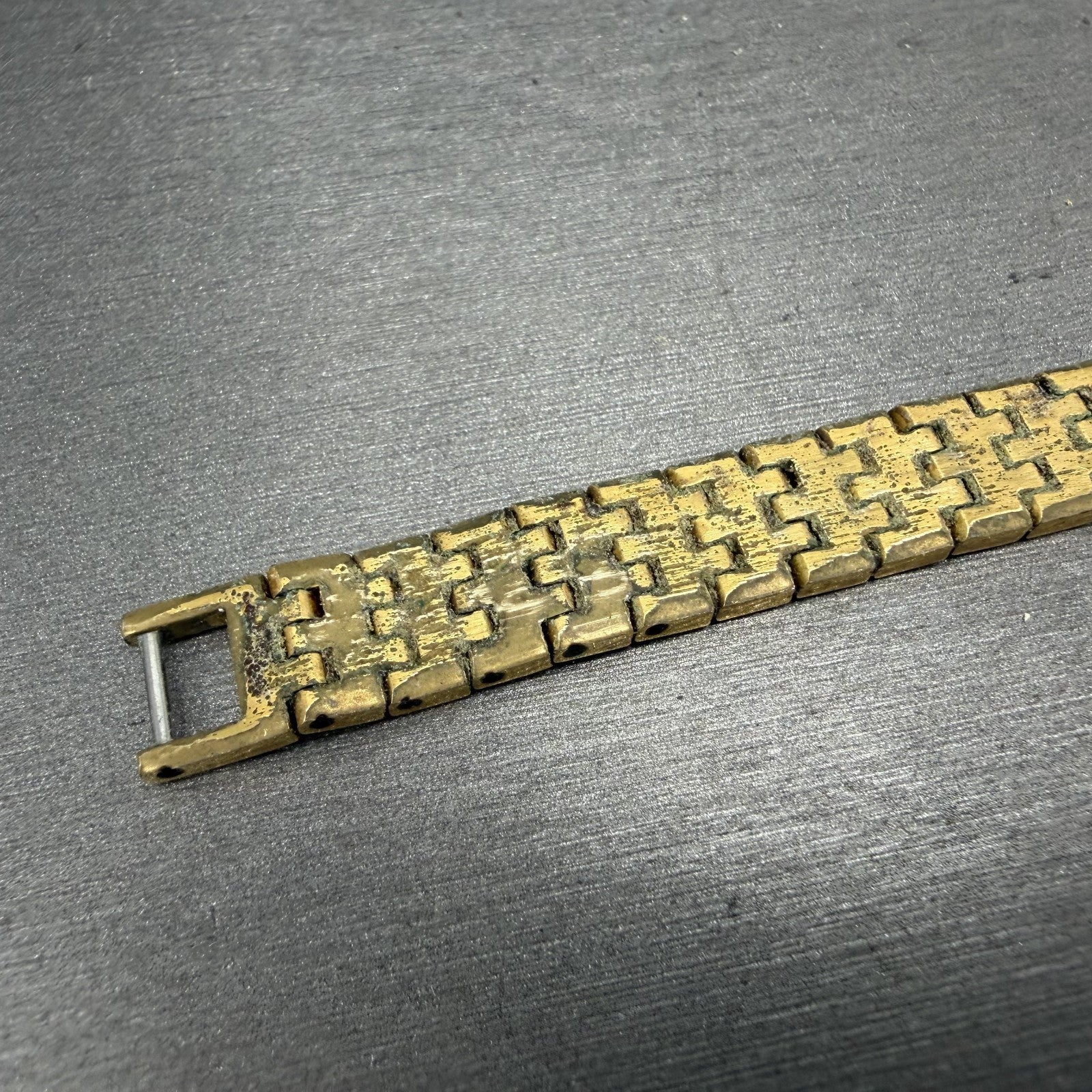Seiko Watch Women 19mm Black Dial Gold Tone Round Vintage 1N00-0B29 New Battery11