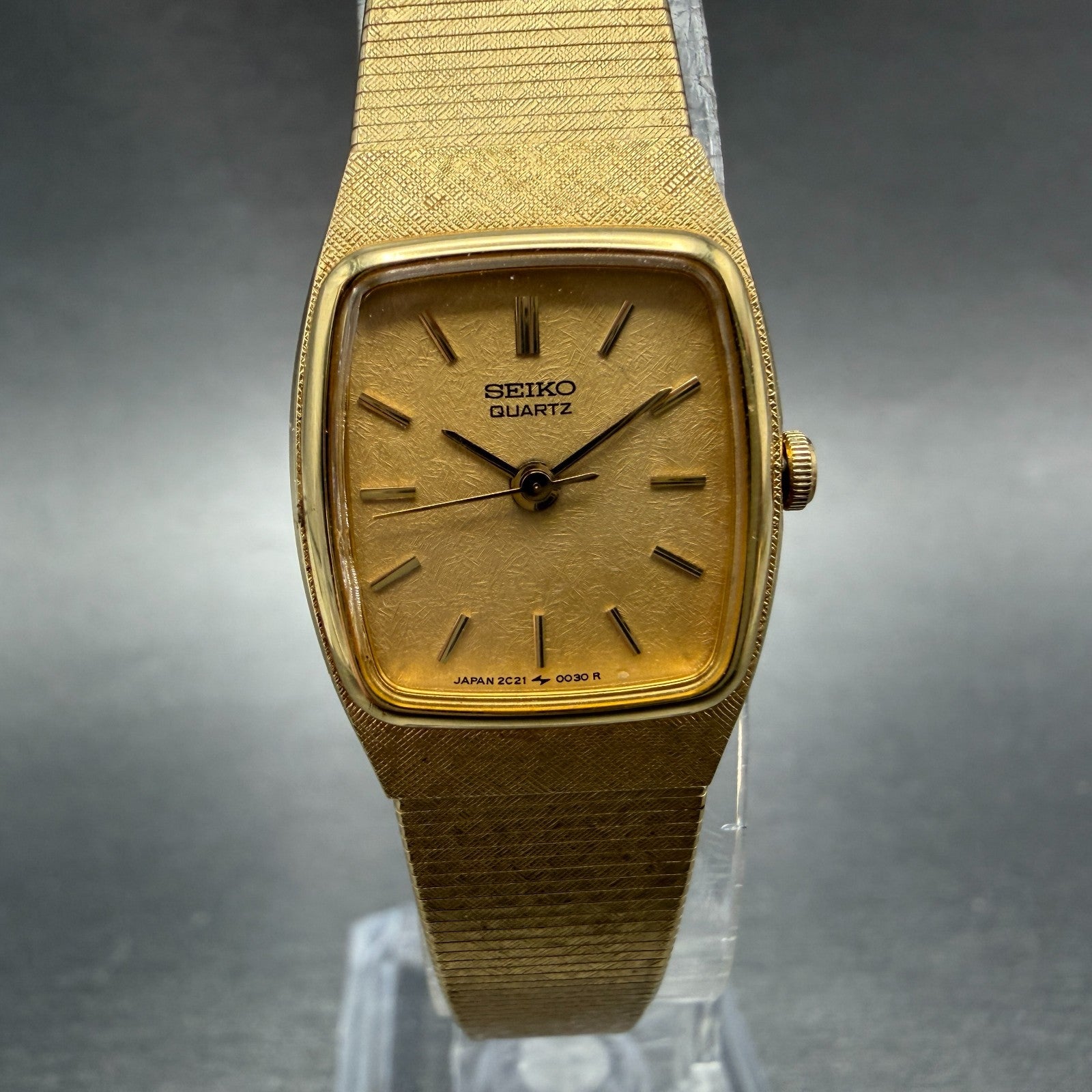 Seiko Watch Women 18mm Champagne Dial Gold Tone Rectangle 2C21-5000 New Battery0
