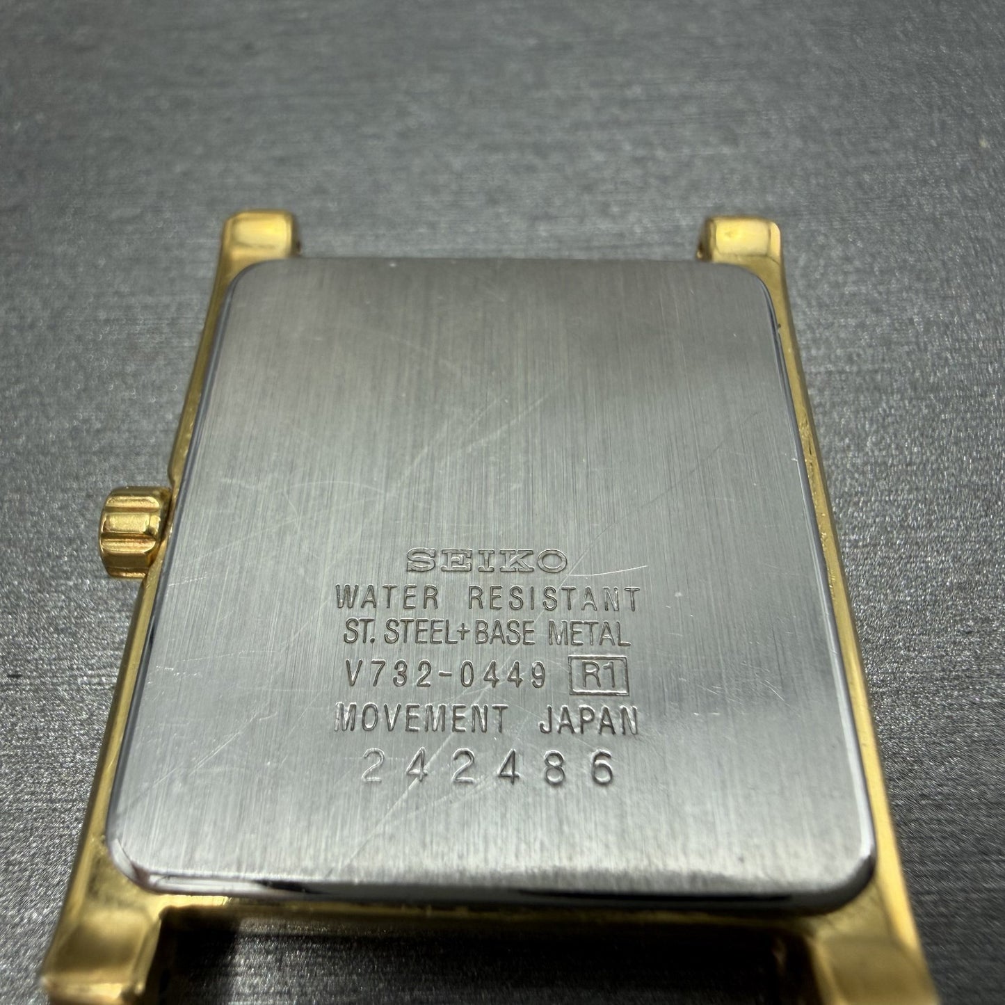 Seiko Tank Watch Men 28mm White Dial Gold Tone Rectangle Date V732-0449 PARTS7
