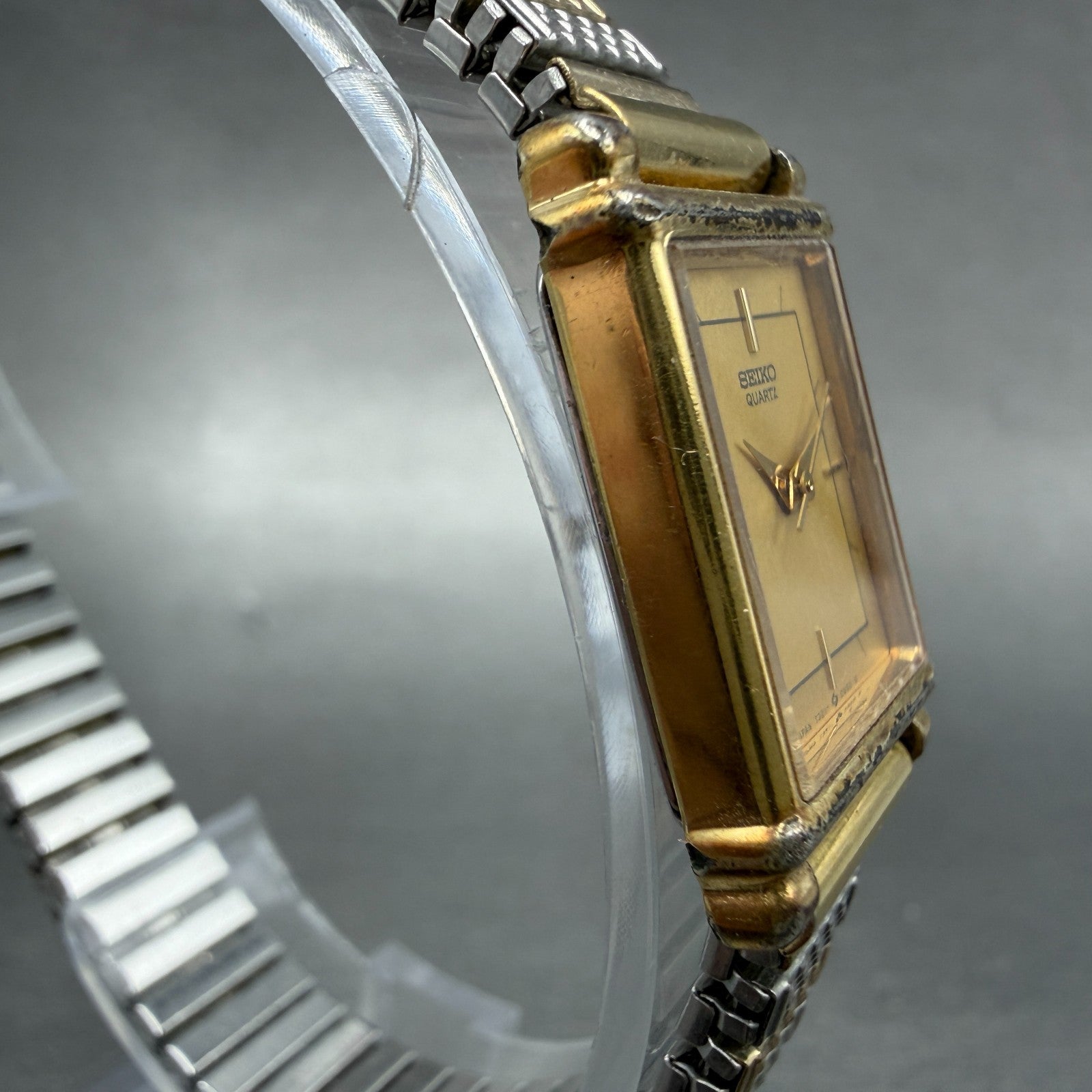Seiko Tank Watch Women 18mm Champagne Dial two Tone Rectangle 7321-5510 New Batt3