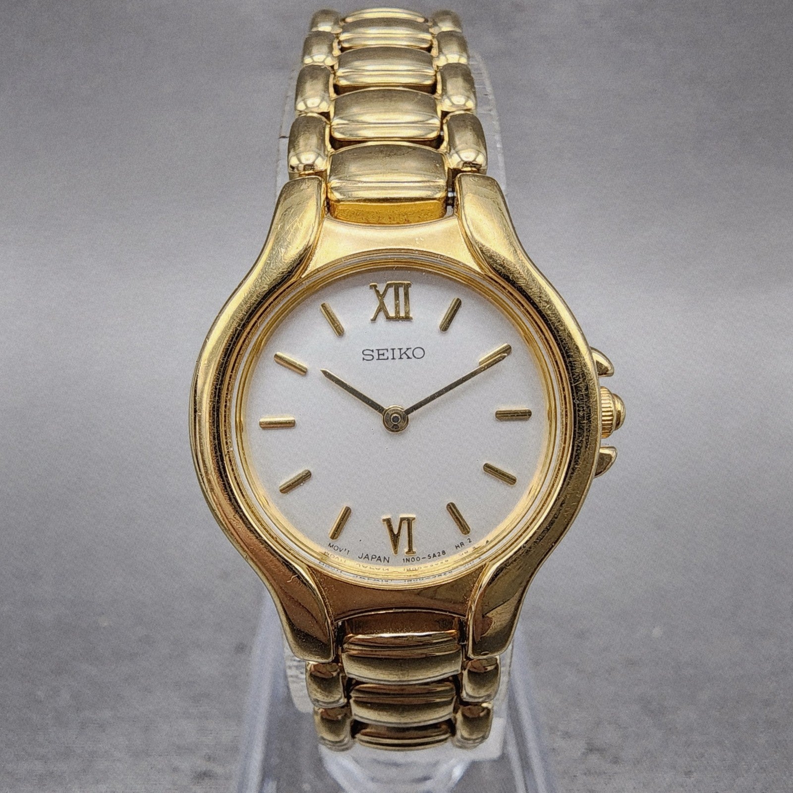 Seiko Watch Women 23mm Silver Dial Gold Tone Round 1n001f00 New Battery0