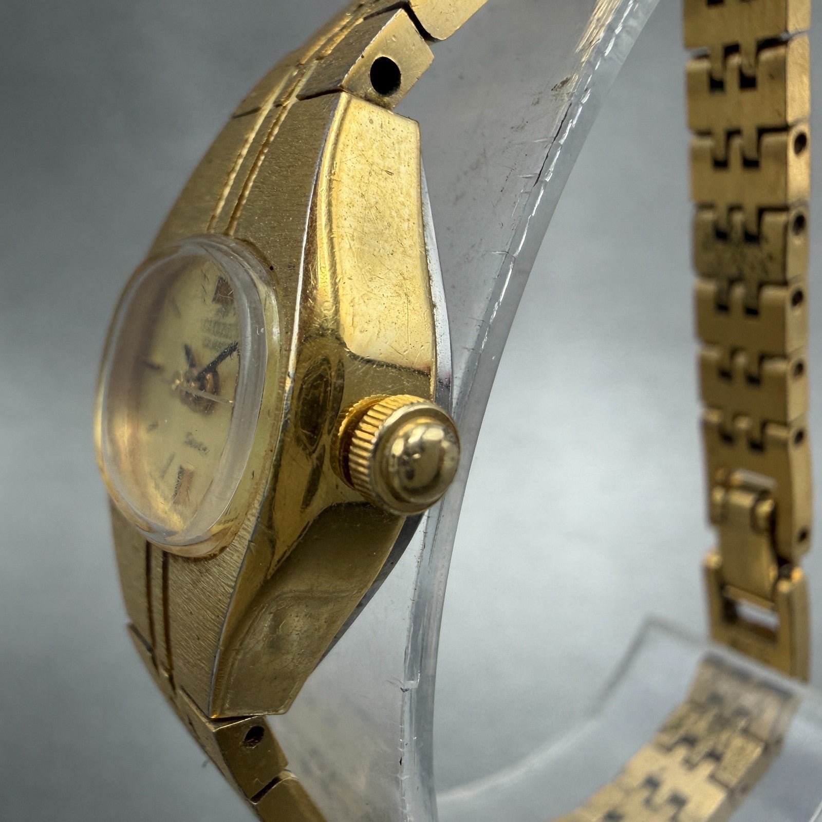 Citizen Seven Watch Women 18mm Champagne Dial Gold Tone 2030-069129 New Battery2
