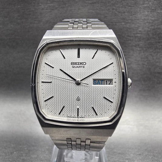 Seiko Watch Men 32mm Silver Dial Silver Tone Daydate Rectangle 5933-5040 New Bat0