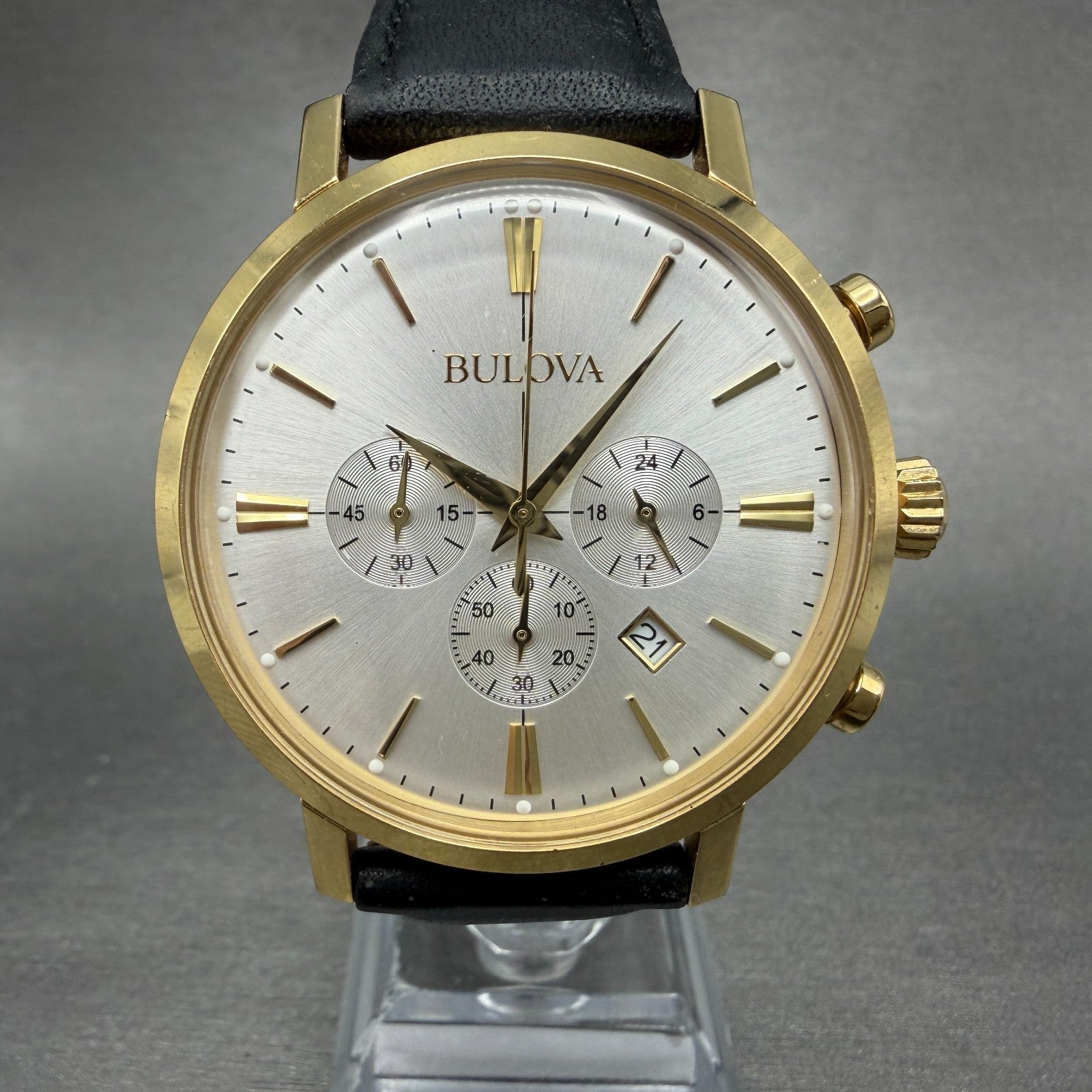Bulova Chronograph Watch Men 41mm Silver Dial Gold Tone Date 97B155 New Battery0