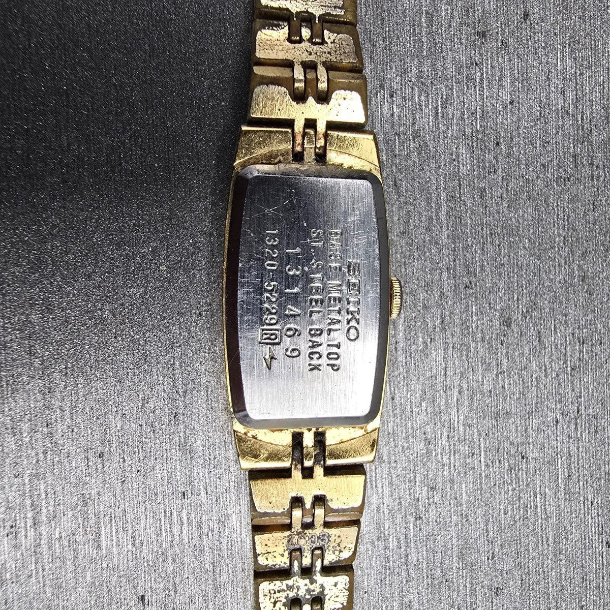 Seiko Watch Women 13mm Champagne Dial Gold Tone Rectangle 1320-5229 New Battery10