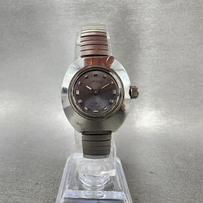 Citizen Watch Women 25mm Silver Dial Silver Tone Manual Wind Runs VTG5