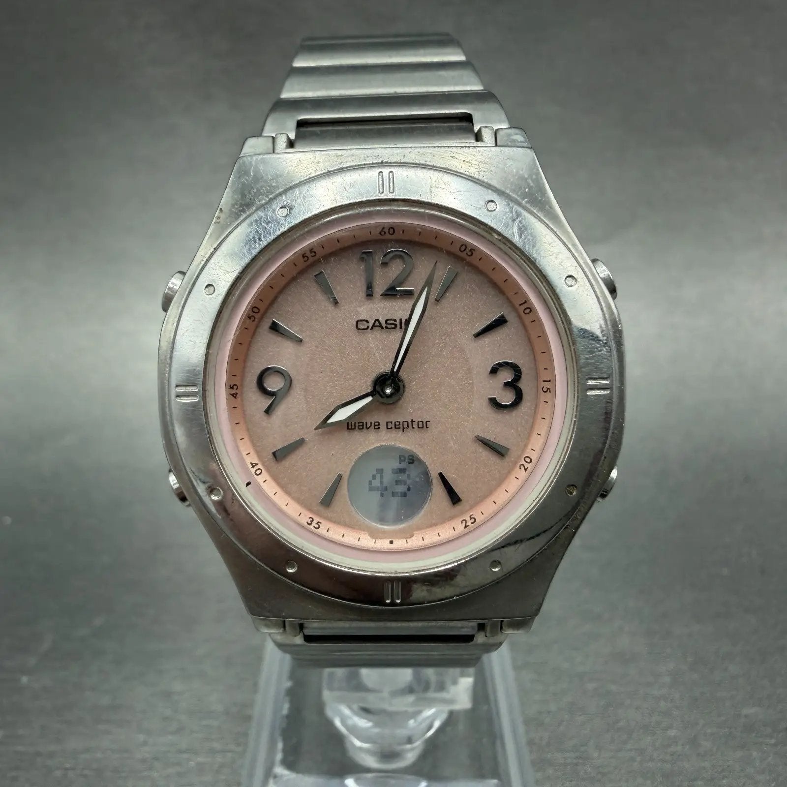 Casio Wave Ceptor Watch Women 34mm Pink Dial Silver Tone Date LWA-M140 New BattA0
