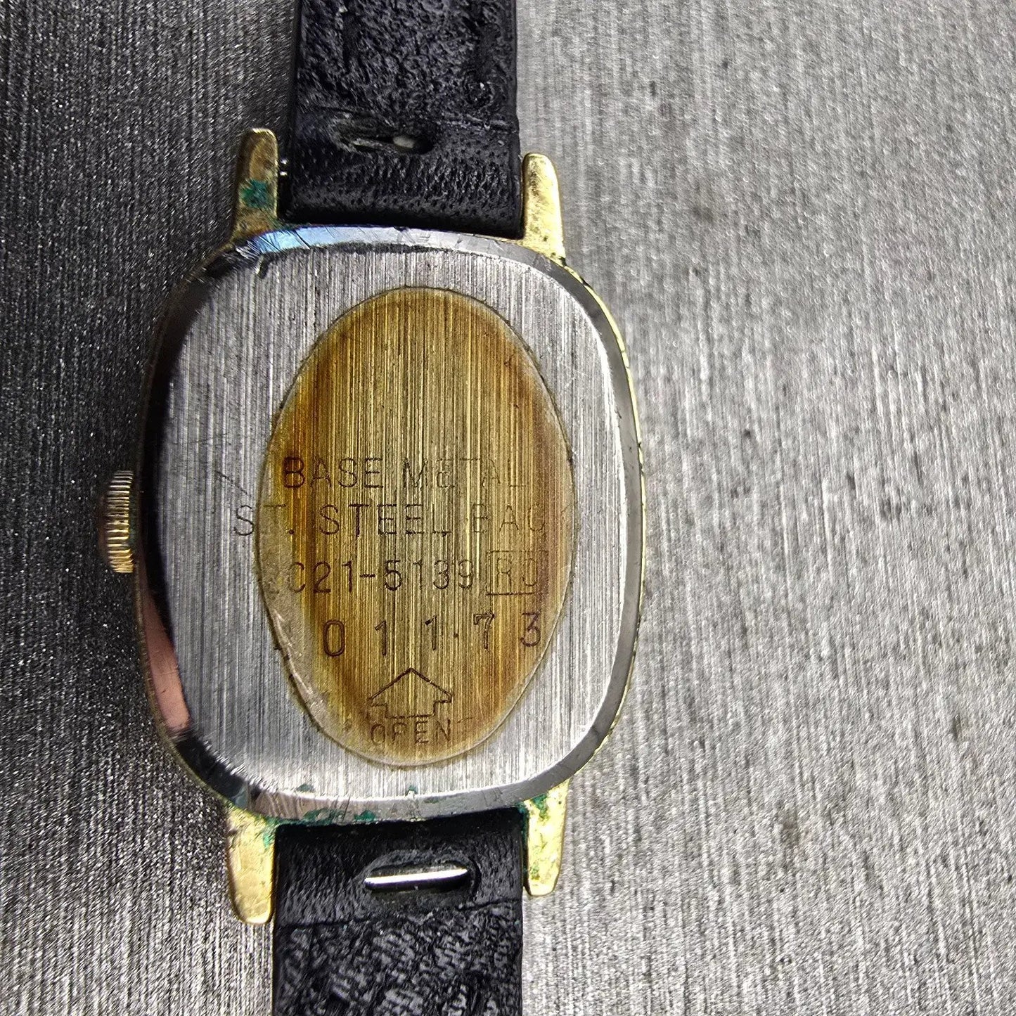 Seiko Watch Women 16mm Gold Dial Gold Tone Rectangle 2C21-5139 New Battery VTG10