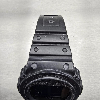 Casio G-Shock DW-5750E Watch Men 46mm Black Dial Black Chrono Alarm New Battery4