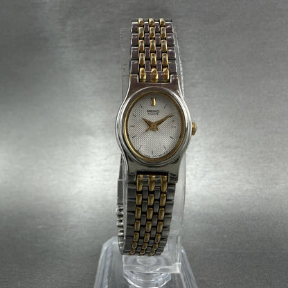 Seiko Watch Women 18mm White Dial Two Tone Oval V401-5228 New Battery Vintage AB5