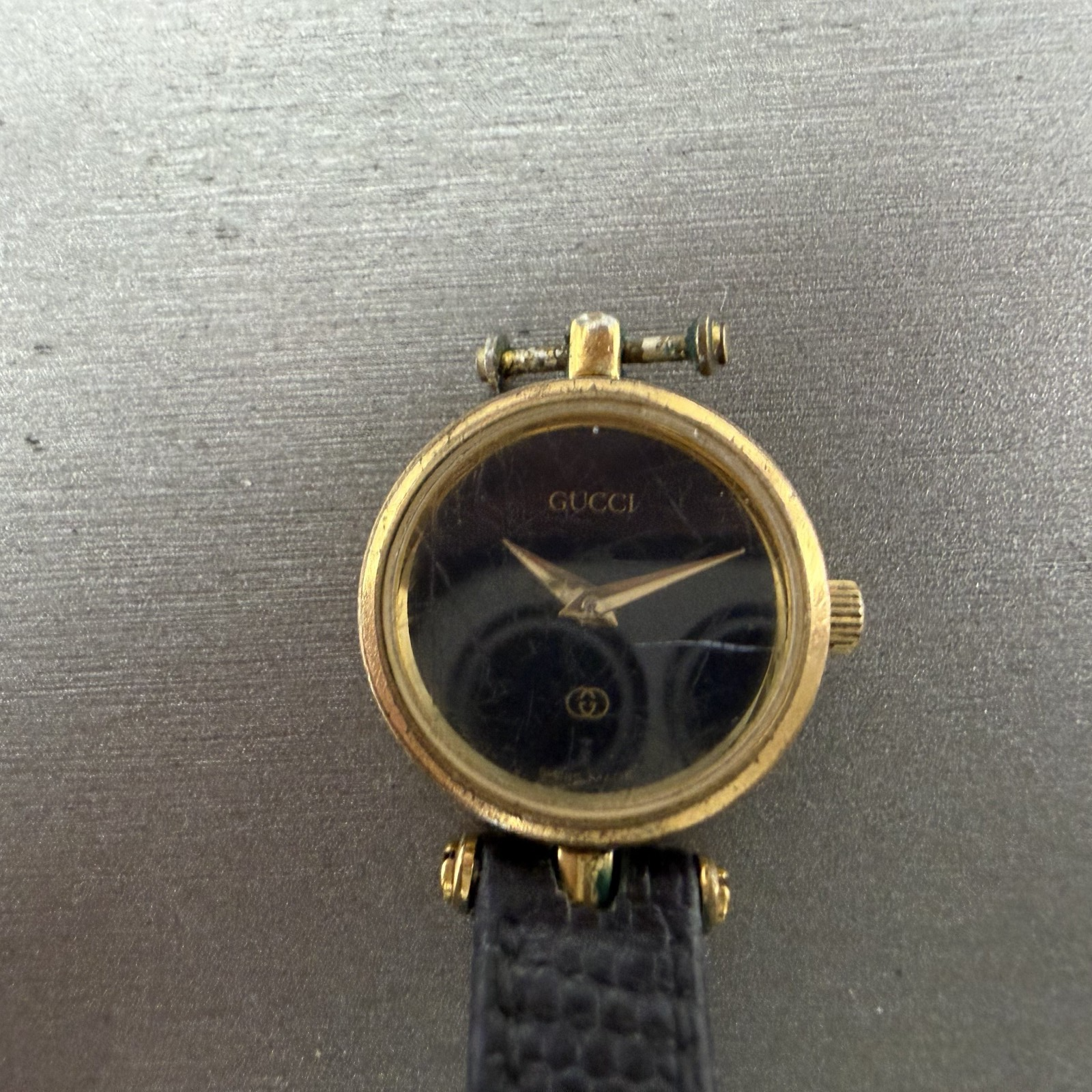 Gucci 2000L Watch Women 22mm Black Dial Gold Plated Round New Battery VTG UNIDQ0