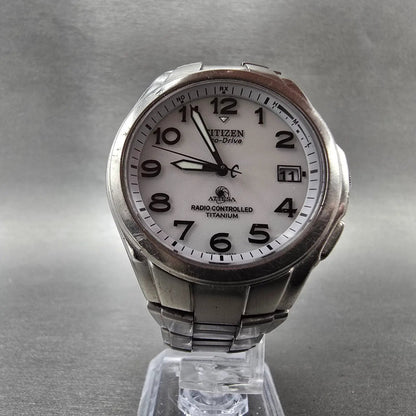 Citizen Eco-Drive Attesa Watch Men 38mm White Dial Titanium Atomic Date PARTS!!!6