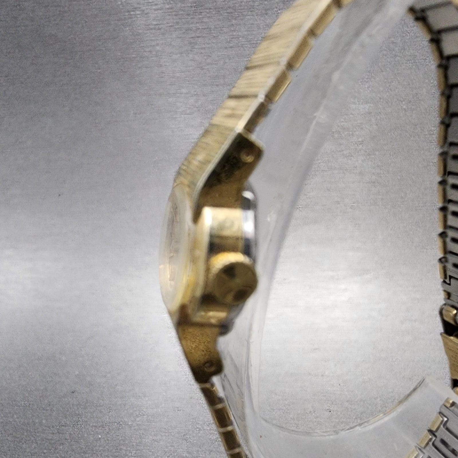 Seiko Watch Women 16mm Gold Dial Gold Tone Manual Round 110069 Runs VTG2