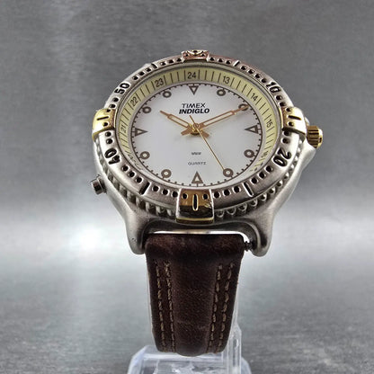 Timex Indiglo Dive Watch Unisex 34mm White Dial Silver Round New Battery VTG5