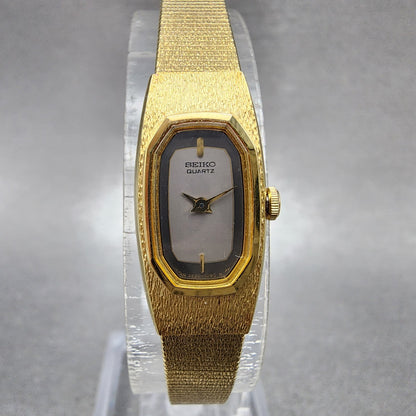Seiko Watch Women 13mm Gray Dial Gold Tone Rectangle 2E205850 New Battery0