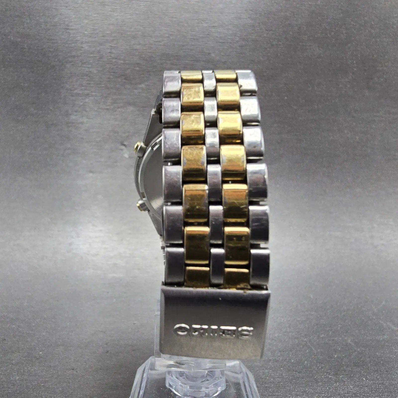 Seiko Chronograph Watch Men 37mm White Dial Two Tone Daydate 7A38-7289 PARTS8