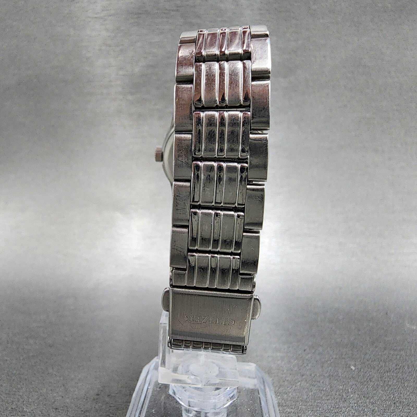 Citizen Watch Women 27mm Blue Dial Stainless Steel Date Round New Battery7