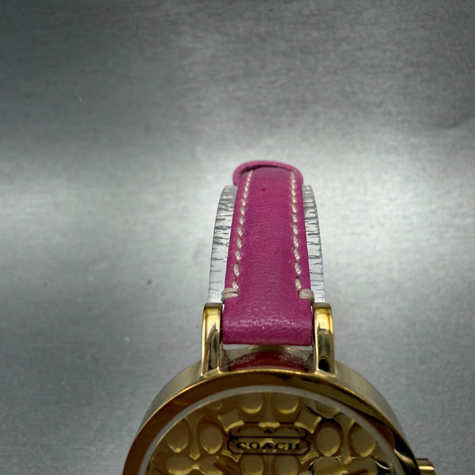 Coach Watch Women 33mm Gold Dial Gold Tone Round Pink Band New Battery3