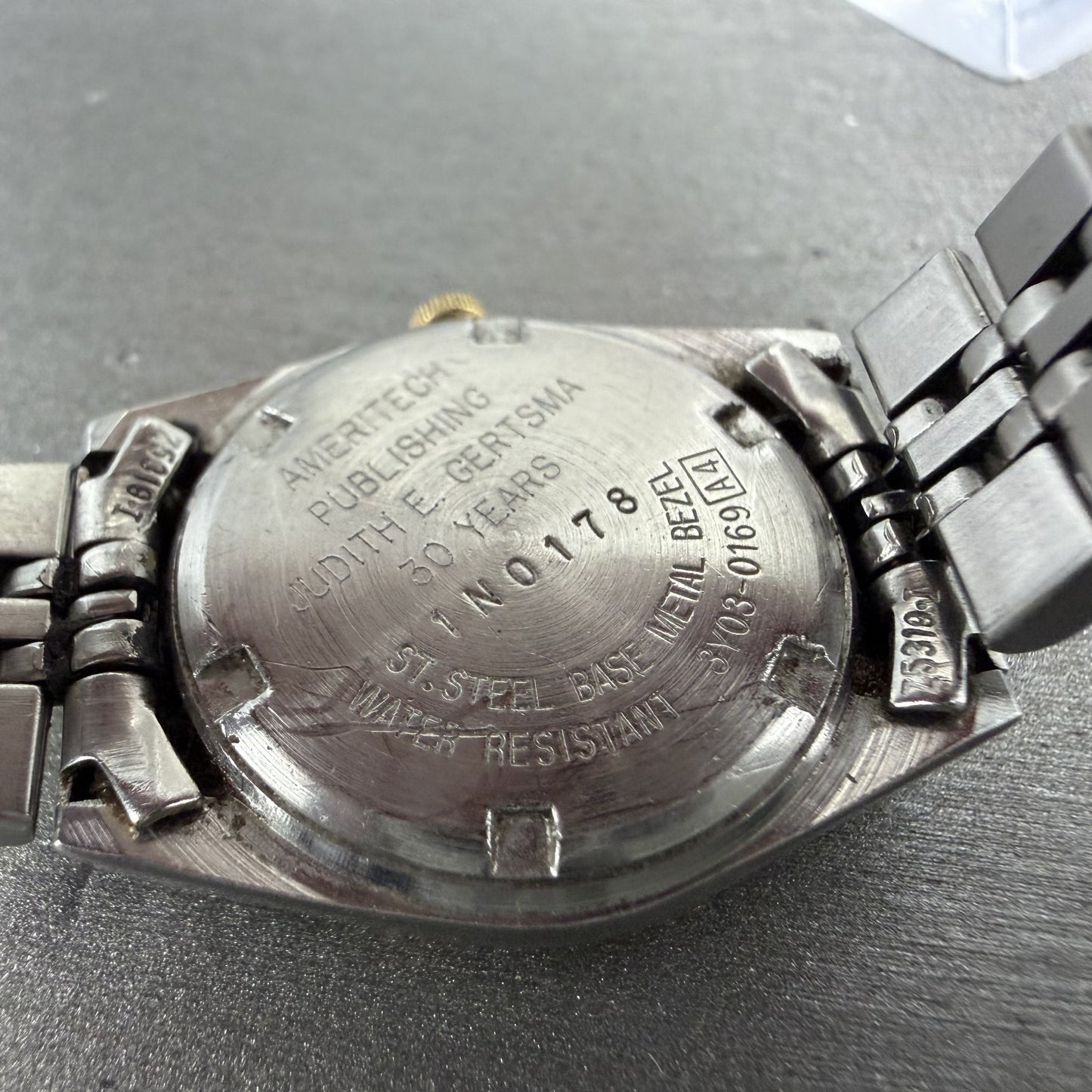 Seiko SQ Watch Women 24mm White Dial Two Tone Daydate 3y030169 New Battery iw209