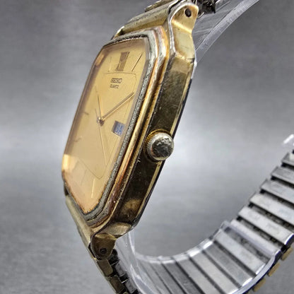 Seiko Watch Men 30mm Gold Dial Gold Tone Rectangle 7433-5009 PARTS Vintage3