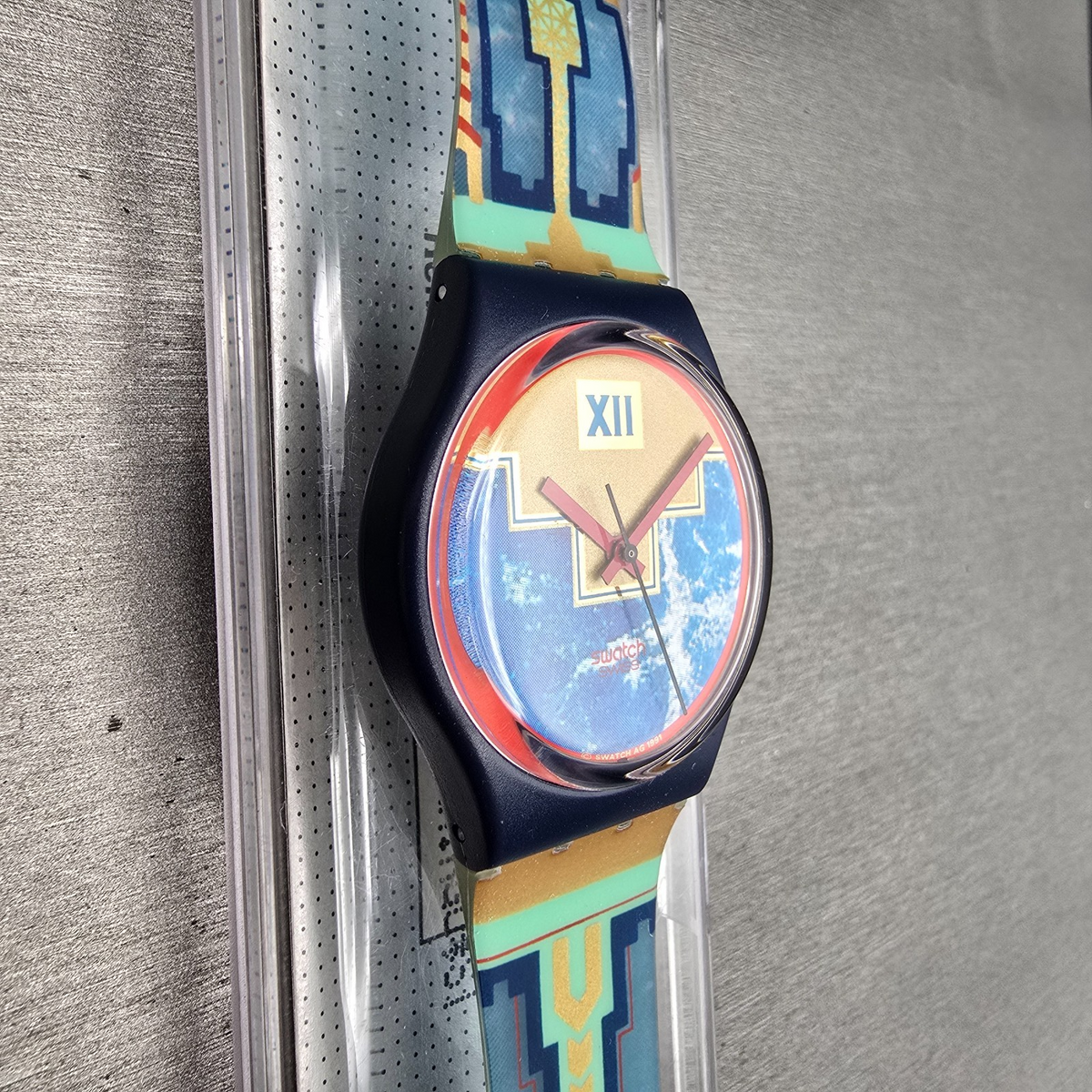 Swatch Blue Flamingo Watch Men 34mm Blue Dial Black Case GN114 New Battery NOS5