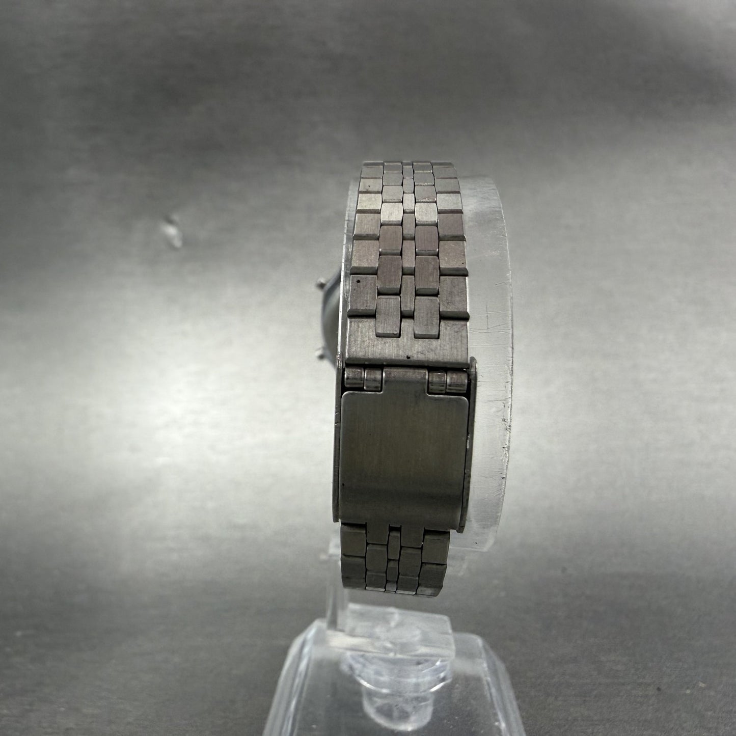 Seiko Alba Digital Watch Women 23mm Silver Tone Alarm Chrono READ!!!! New Batt7