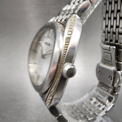 Bulova Diamond Watch Women 30mm Silver Dial Silver Tone 96R212 New Battery