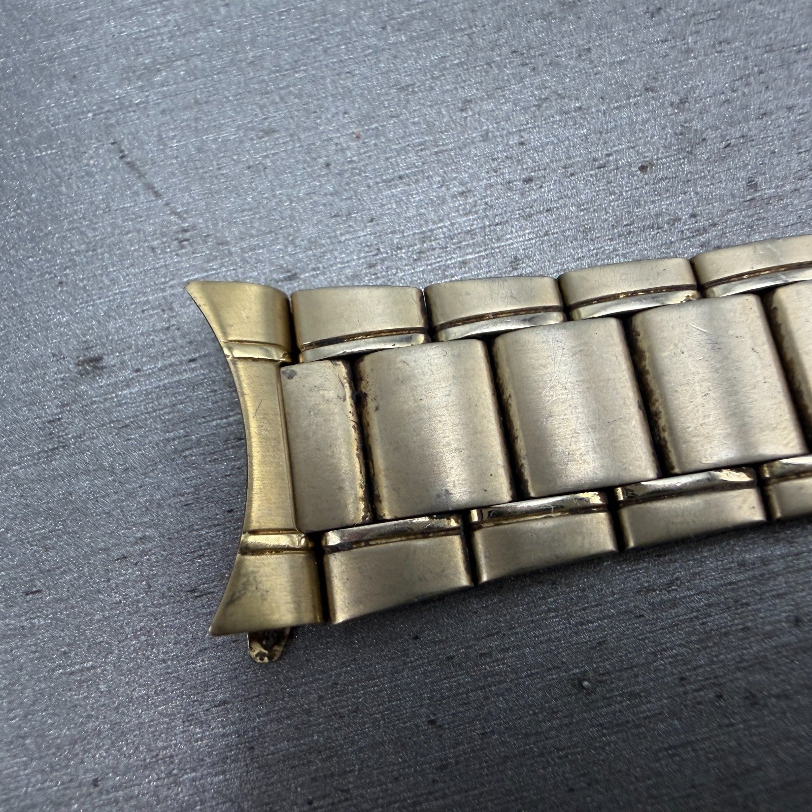 Seiko Bracelet 20mm Stainless Steel Gold Tone Tri Folding Clasp M03N-D-E Japan7