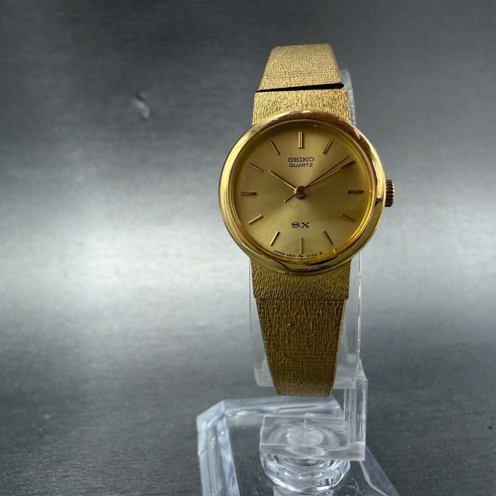 Seiko SX Watch Women 21mm Champagne Dial Gold Tone Round 2B31-0020 New Battery5