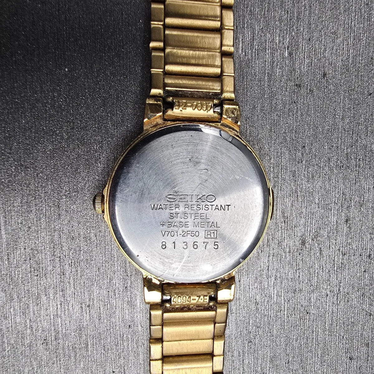 Seiko Watch Women 25mm White Dial Gold Tone Round V701-2F50 New Battery JP10