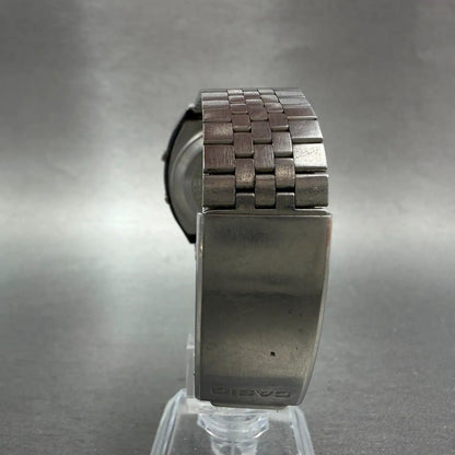 48223063