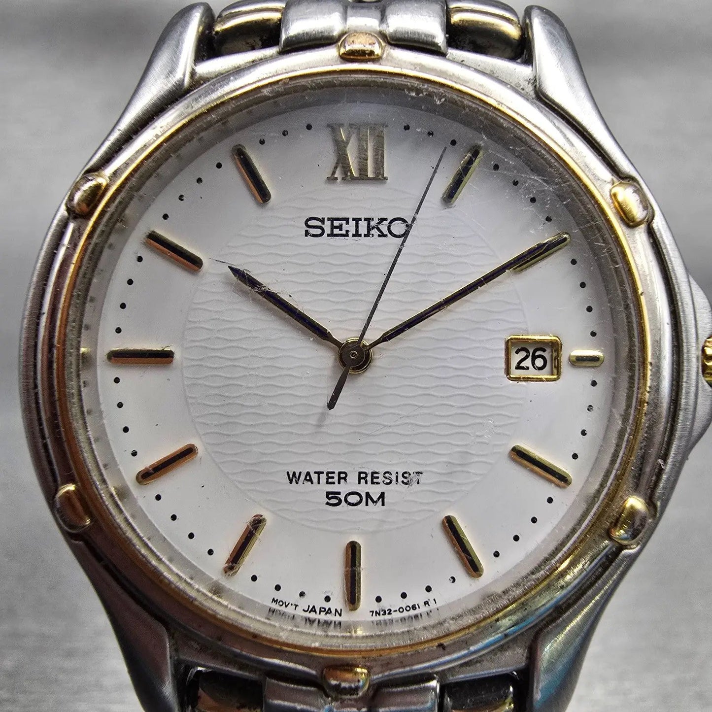 Seiko Watch Men 35mm White Dial Two Tone Date Round 7N32-0049 New Battery VTG1