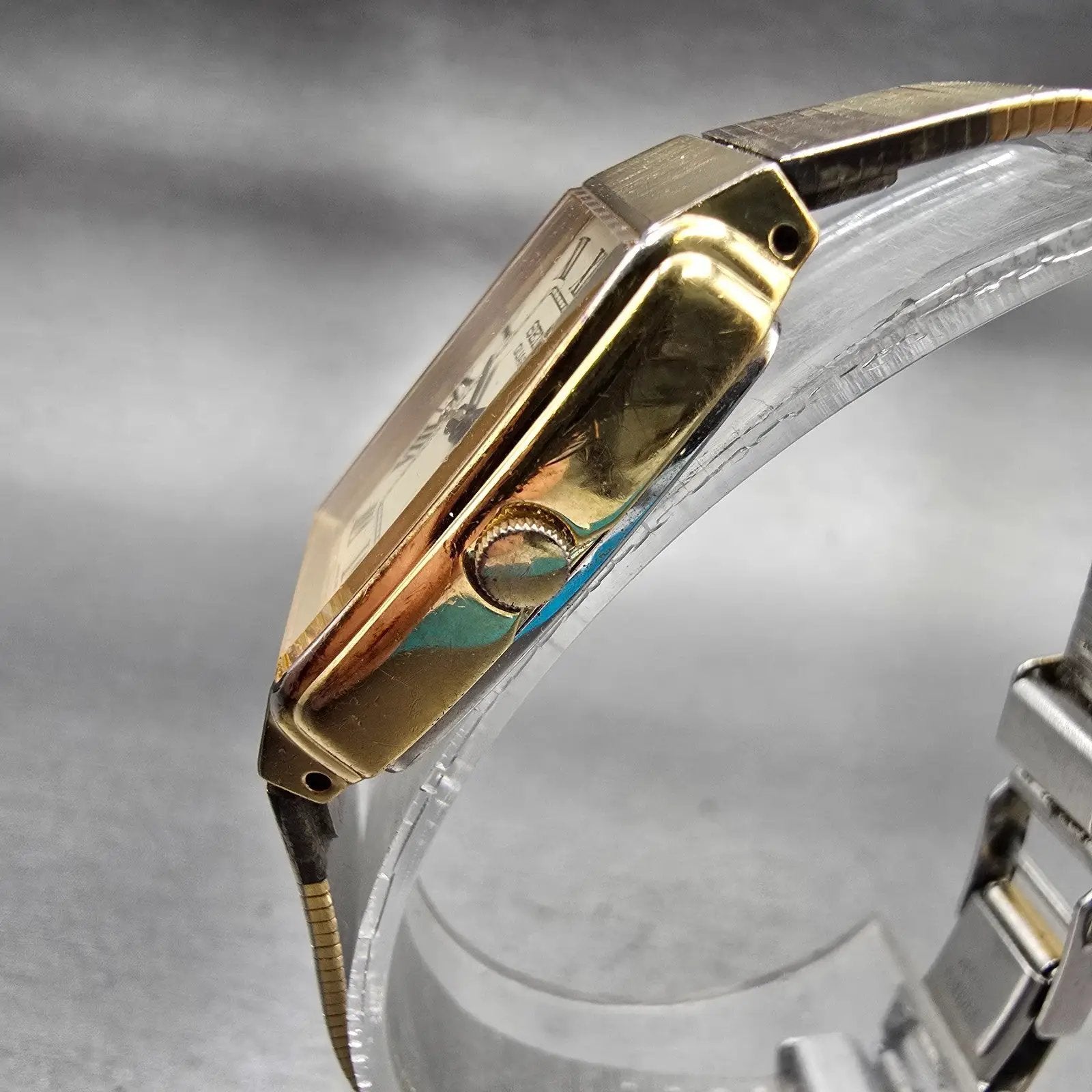 Seiko Tank Watch Women 20mm Champagne Dial Gold Tone Rectangle 3421-5170 New Bat2