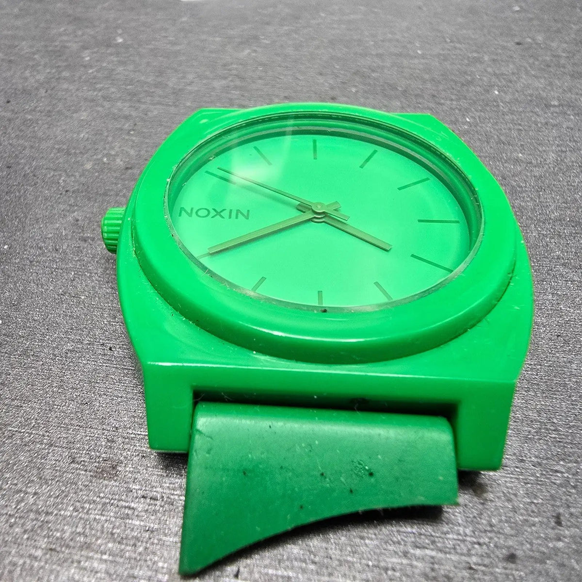 Nixon Time Teller Watch Men 39mm Green Dial Green Tone Round New Battery4