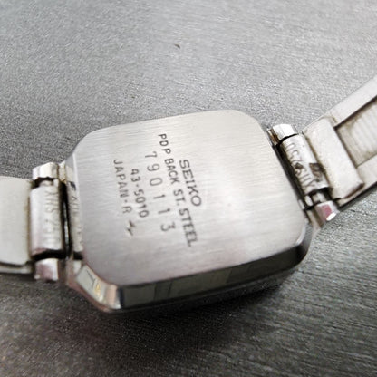 Seiko Tank Watch Women 19mm Silver Dial Silver Tone 435010 New Battery9