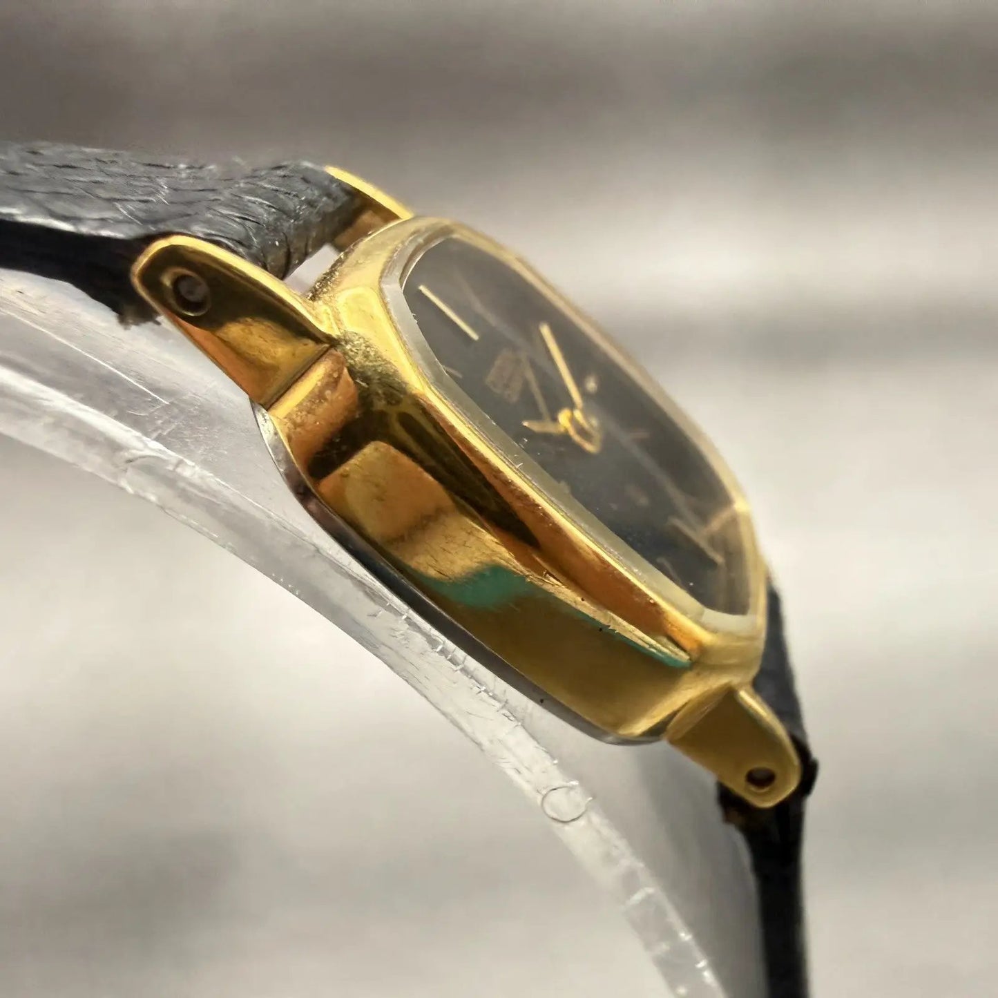 Citizen CQ Watch Women 17mm Black Dial Gold Tone Rectangle 3220-893476 New Batt3