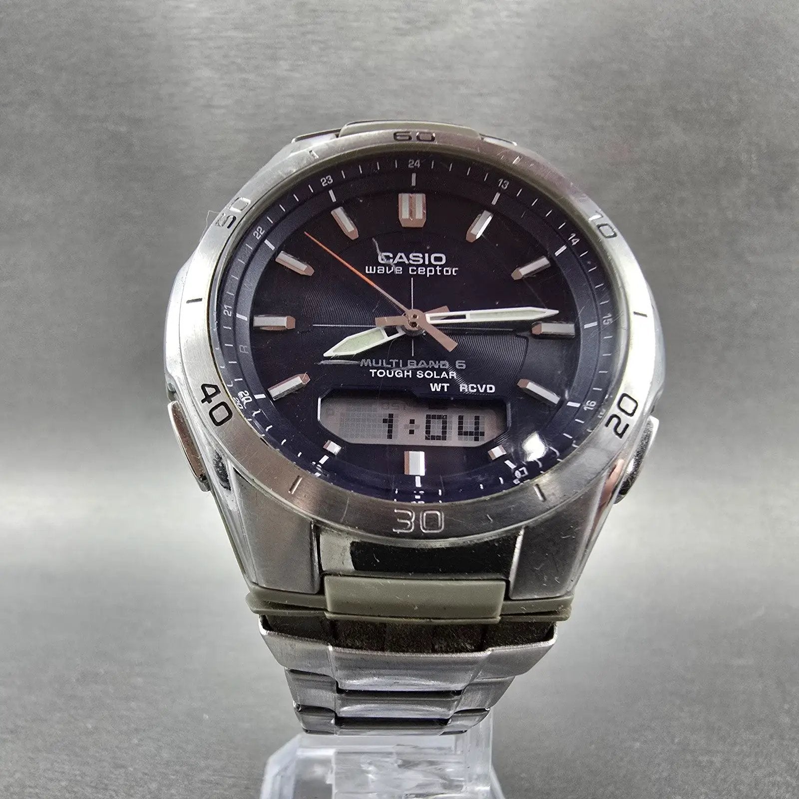 Casio Wave Ceptor Watch Men 43mm Blue Dial Silver Tone Solar Alarm Daydate Runs5