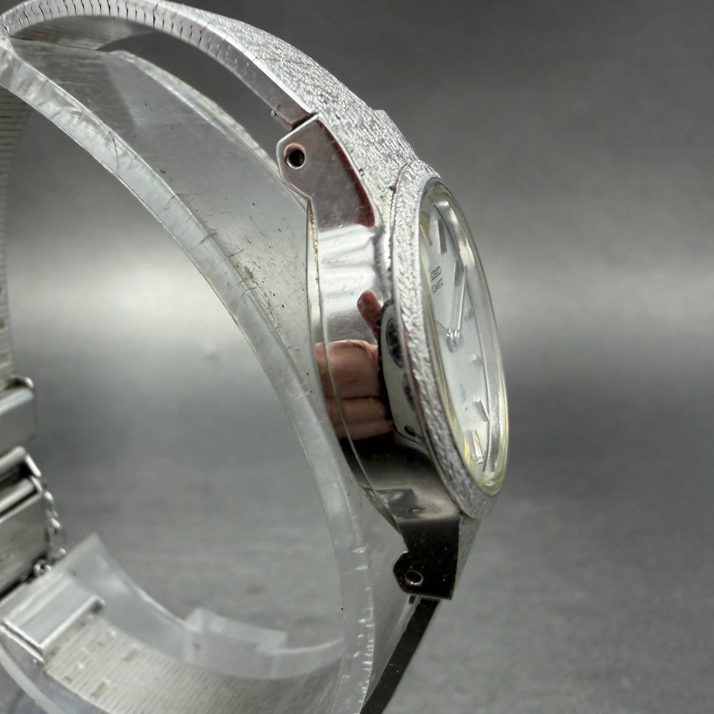 Seiko Watch Women 20mm Silver Dial Silver Tone Oval 16-5630 New Battery Vintage4