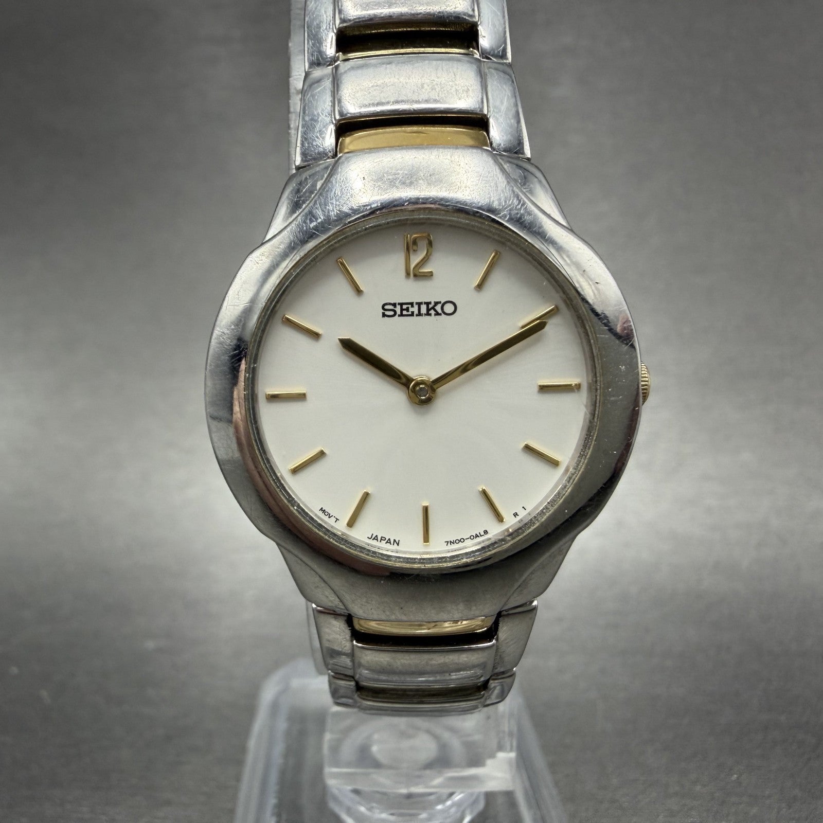 Seiko Watch Women 27mm White Dial Two Tone Round 7N00-0AD0 New Battery0
