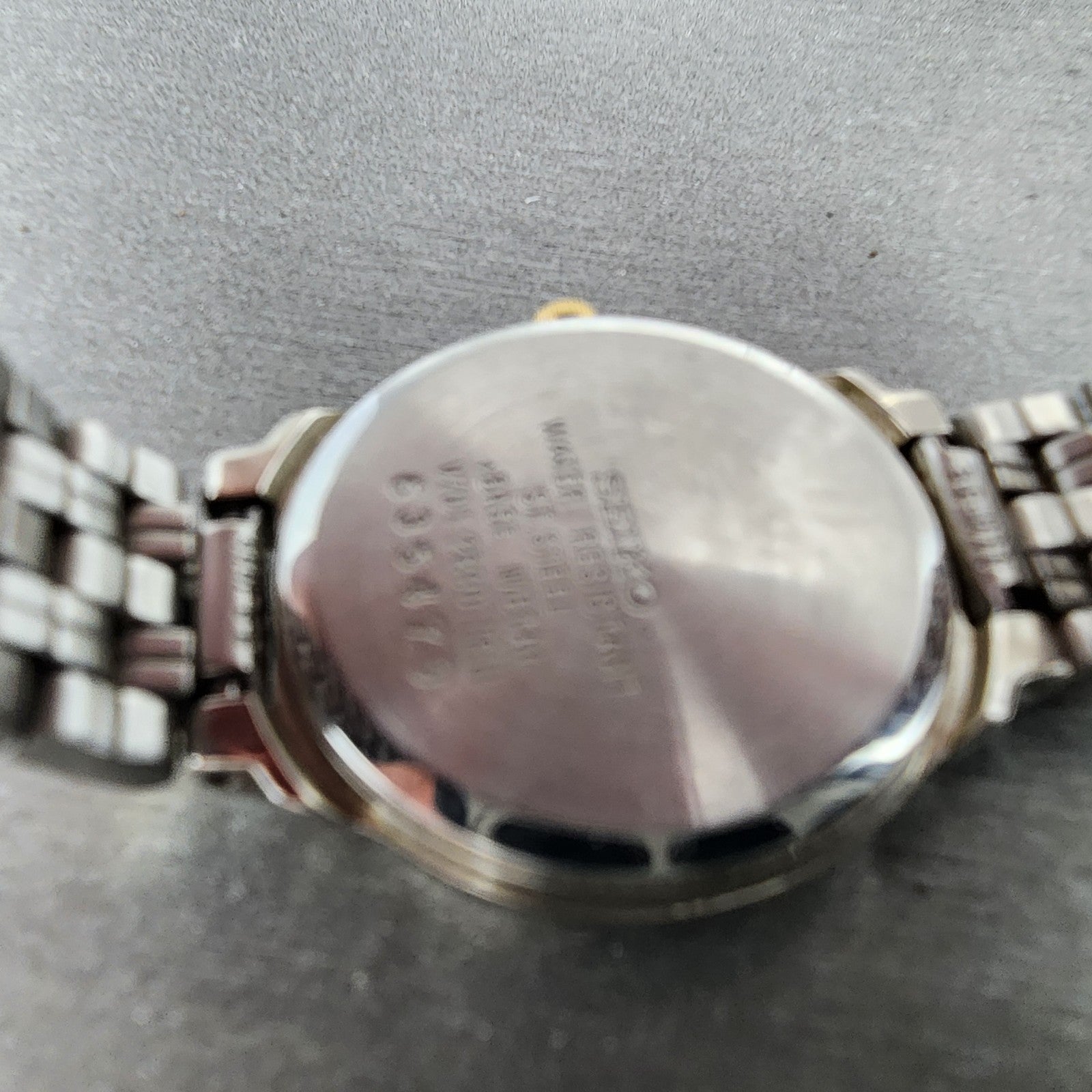 Seiko Watch Women 24mm Champagne Dial Two Tone Round V7012B90 New Battery ABC129