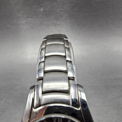 Citizen Watch Women 25mm Black Dial Silver Tone Date Round E011-S015502 Runs BG4